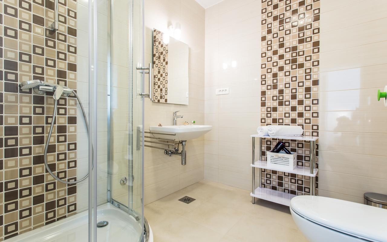 Apartments Viktorija 2 バスカ エクステリア 写真