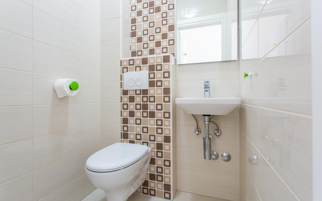 Apartments Viktorija 2 バスカ エクステリア 写真